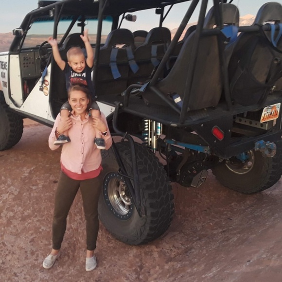 Meet your Posher, Steph - Picture 1 of 1